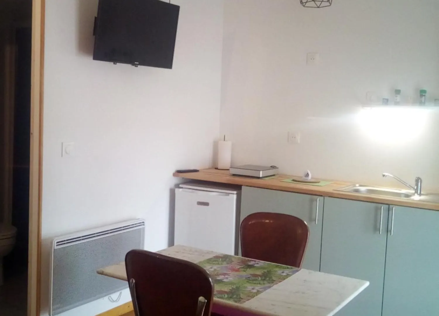 Chambre Fleurance Homestay